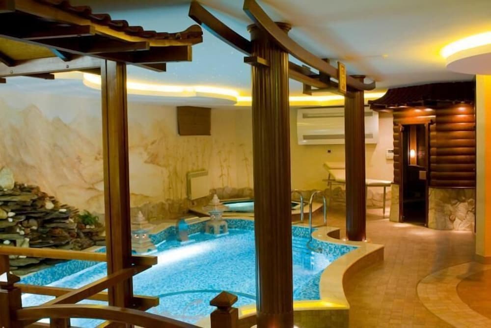 Villa Rossa Hotel 17/34