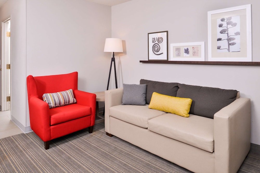 Country Inn and Suites By Radisson Tinley Park IL 21/33