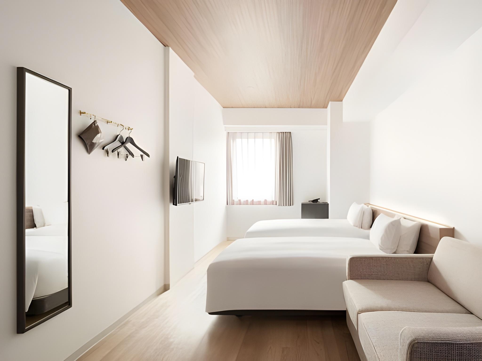 Universal, Triple, Sofa