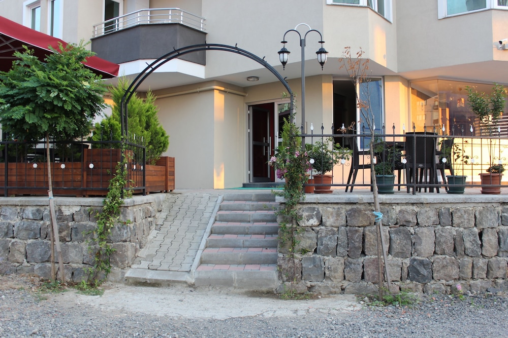 Borahan Apart photo5