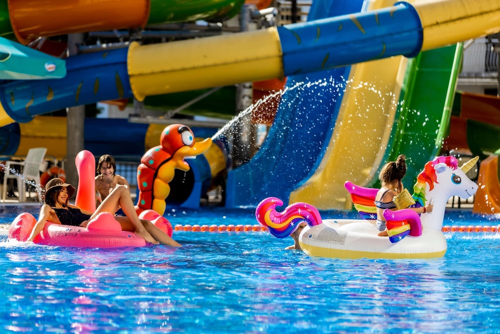 Prestige Deluxe Hotel Aquapark Club 68/76