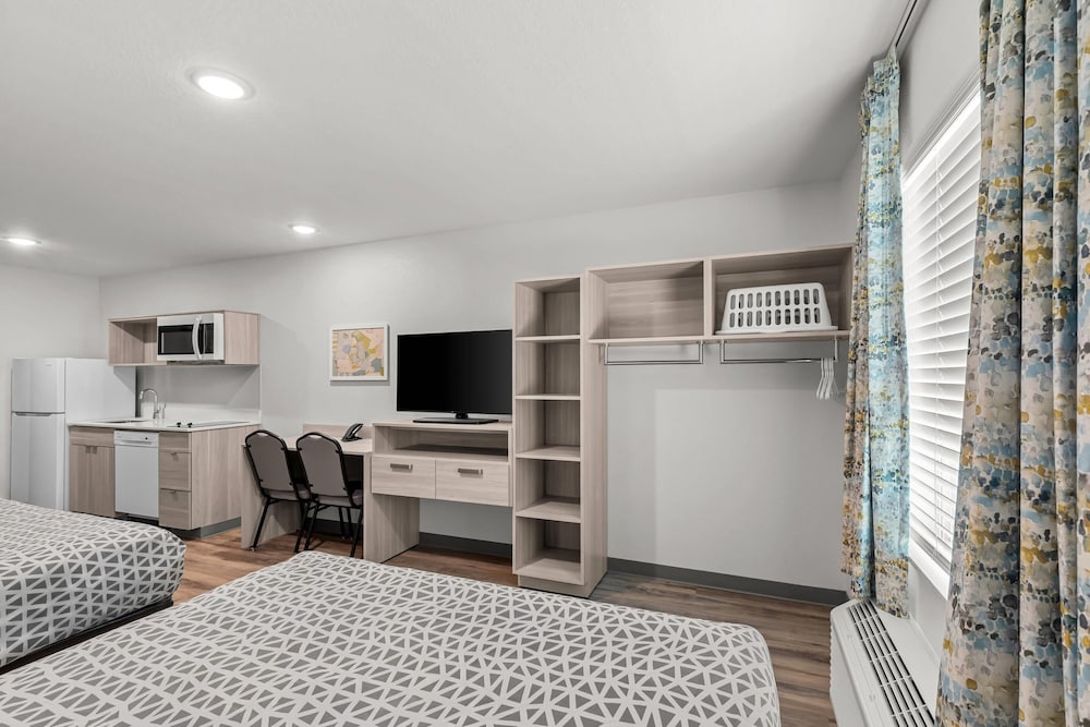 WoodSpring Suites Atlanta Canton 33/65