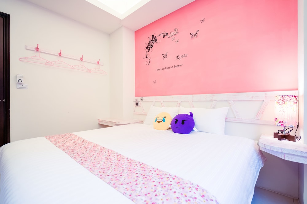 1 BEDROOM, STANDARD, DOUBLE BED