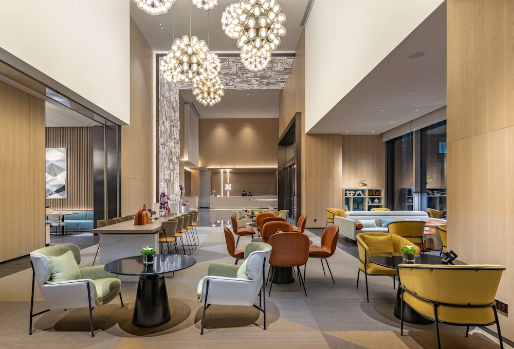 Hilton Garden Inn Shenzhen World Exhibition & Convention Center 38/48
