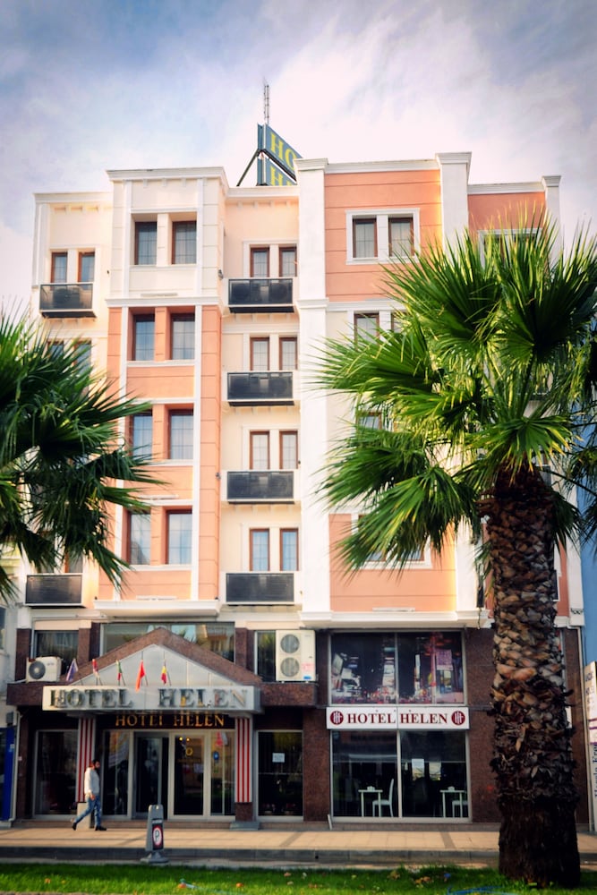 Helen Hotel 3/52