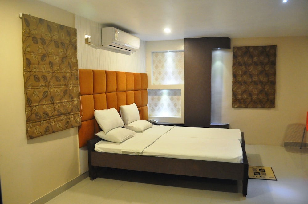 Hotel Eastern Plaza 18/52