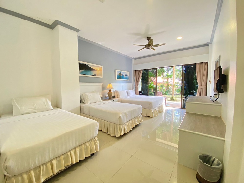 غرفة عائلية بسرير مزدوج وسريرين منفصلين، Garden Home Kata 3/5