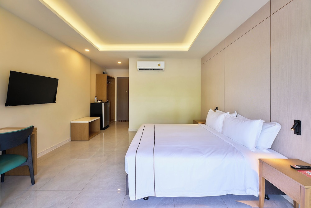 Nai Yang Beach Resort and Spa 30/61