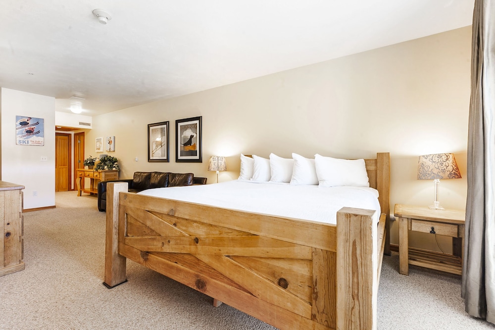 The Caledonian By All Seasons Resort Lodging 33/80