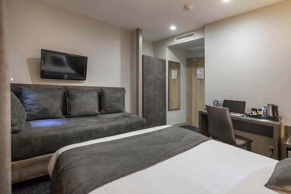 SUPERIOR, DOUBLE BED