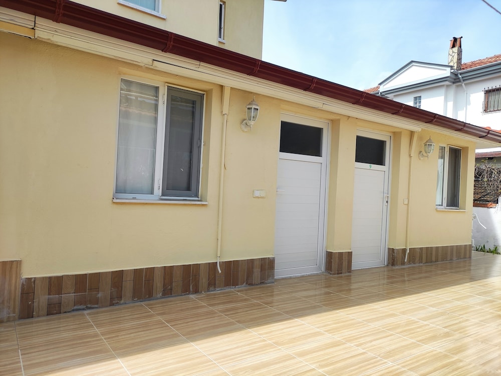 Karaca Apart 1/50