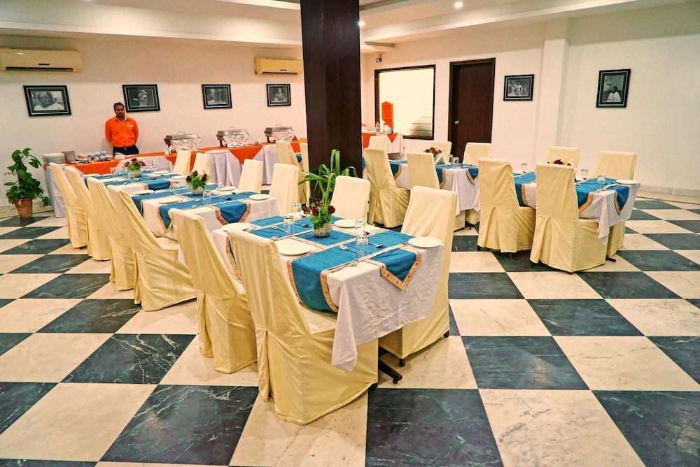 Clarks Inn Express Jaipur 46/60