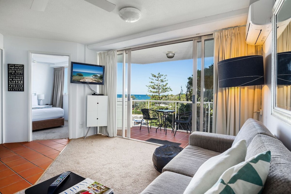 Sandcastles Mooloolaba 23/70