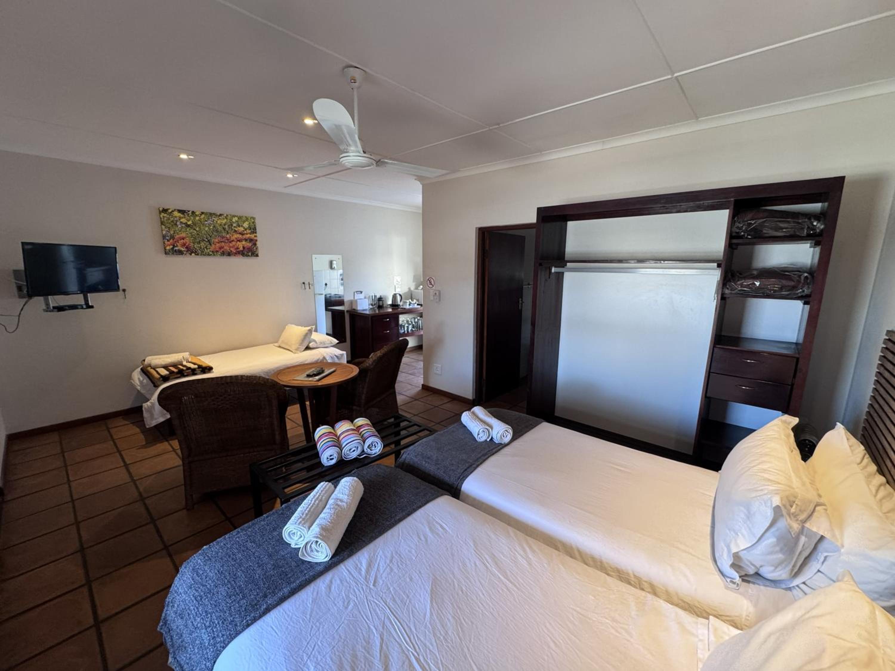 Aant Dorpseind B&B 5/42