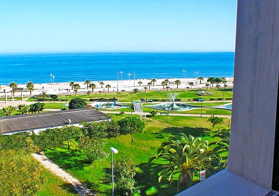 HOTEL NETTUNO SOVERATO 47/59