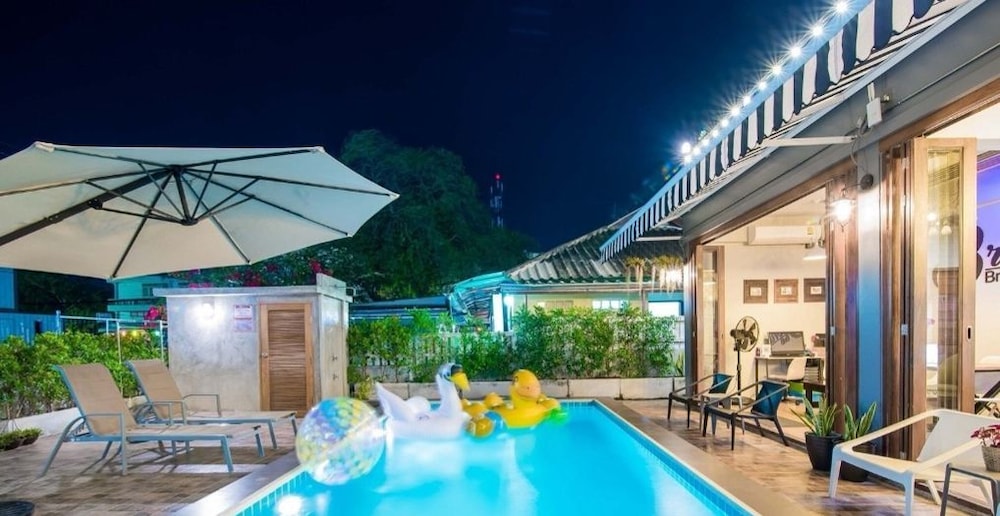 Bronte Bnb 13/78