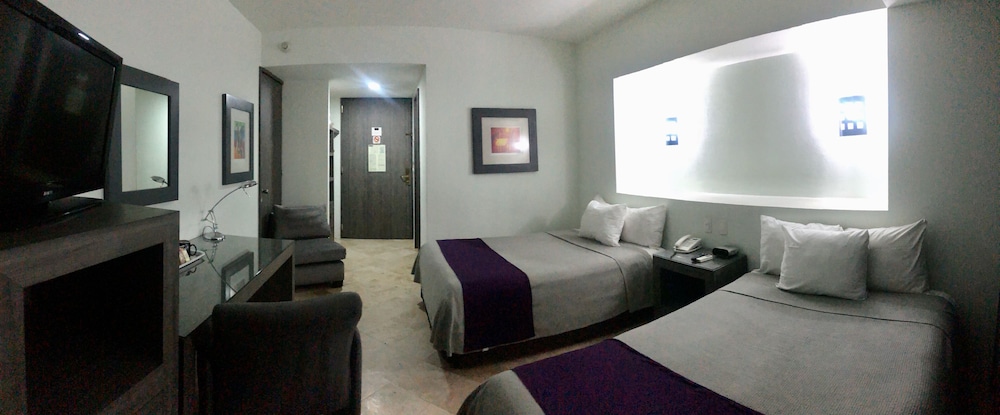 We Hotel Aeropuerto Ex Ramada Aeropuerto Mexico Hotel 24/73