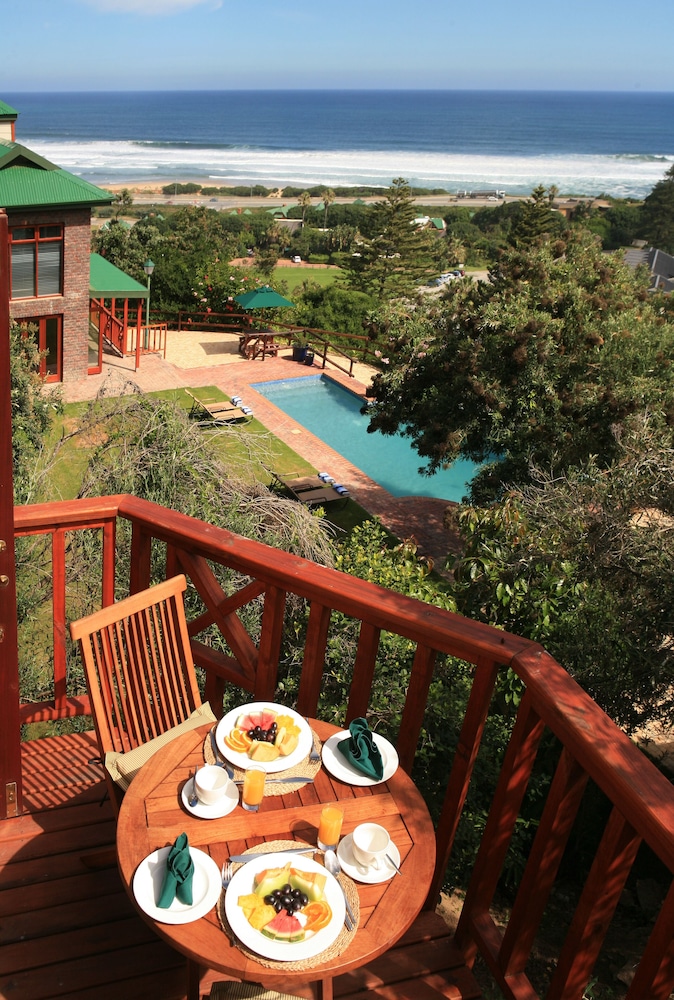 Boardwalk Lodge 38/50