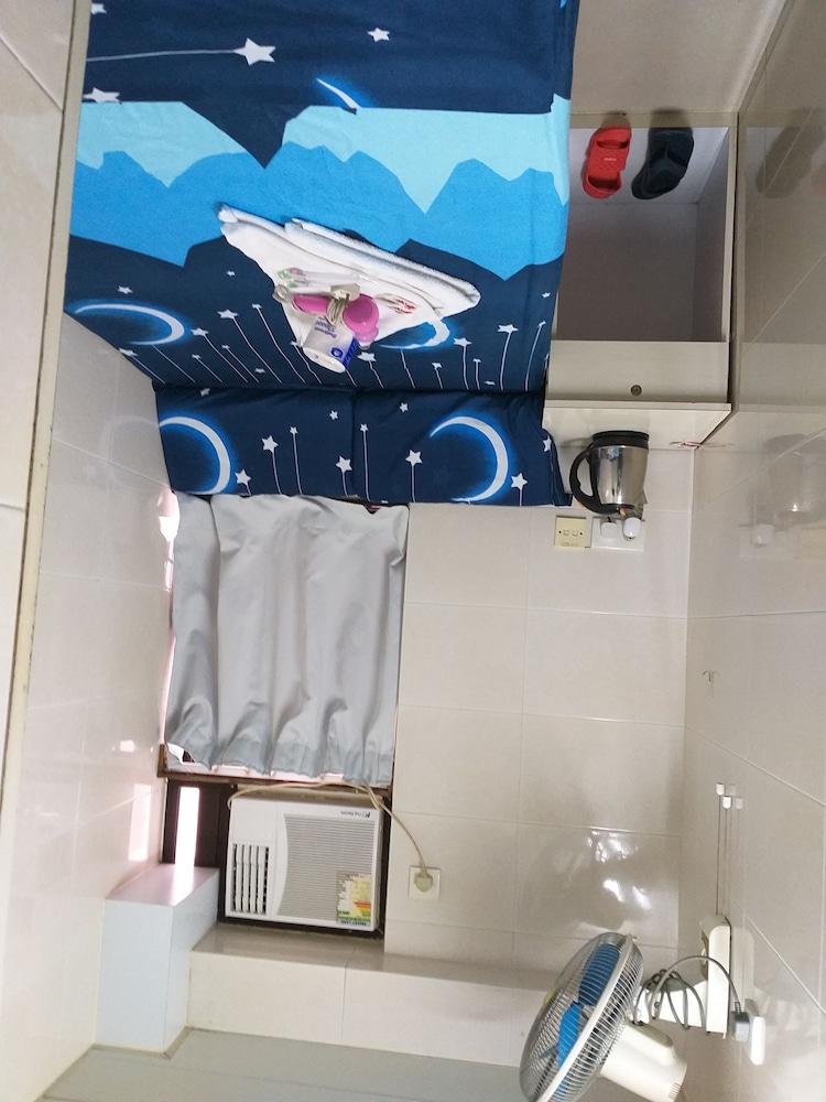 Unique Hotel 13/32