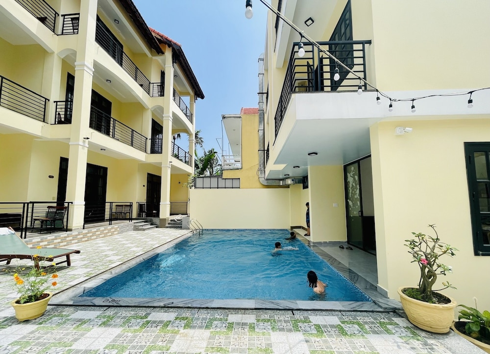 Windbell Villa 70/74