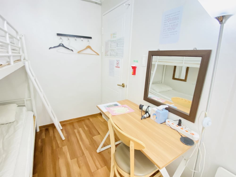 Aroha Guest House 12/67