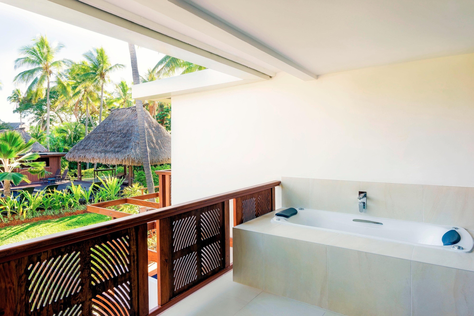 1 Bedroom, Westin, Suite, Pool View