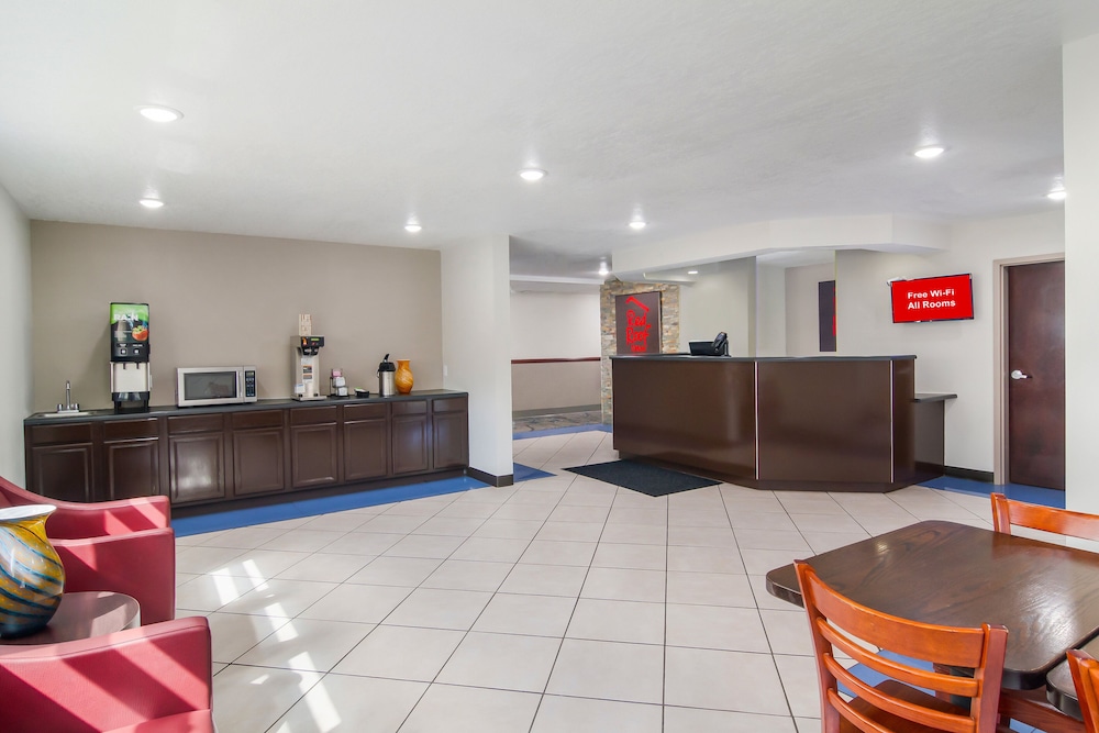 Red Roof Inn Darien I 95 9/29