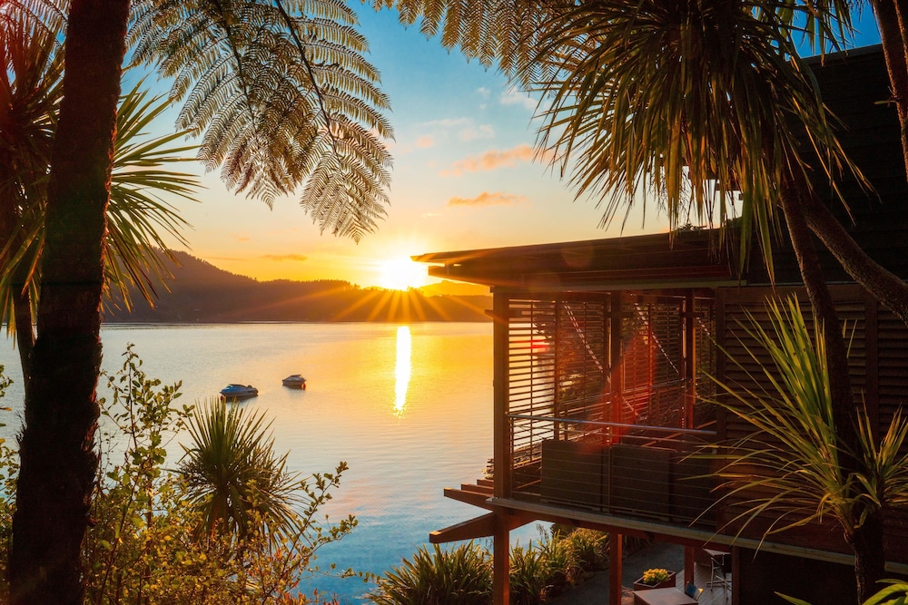 Bay of Many Coves Resort 19/57