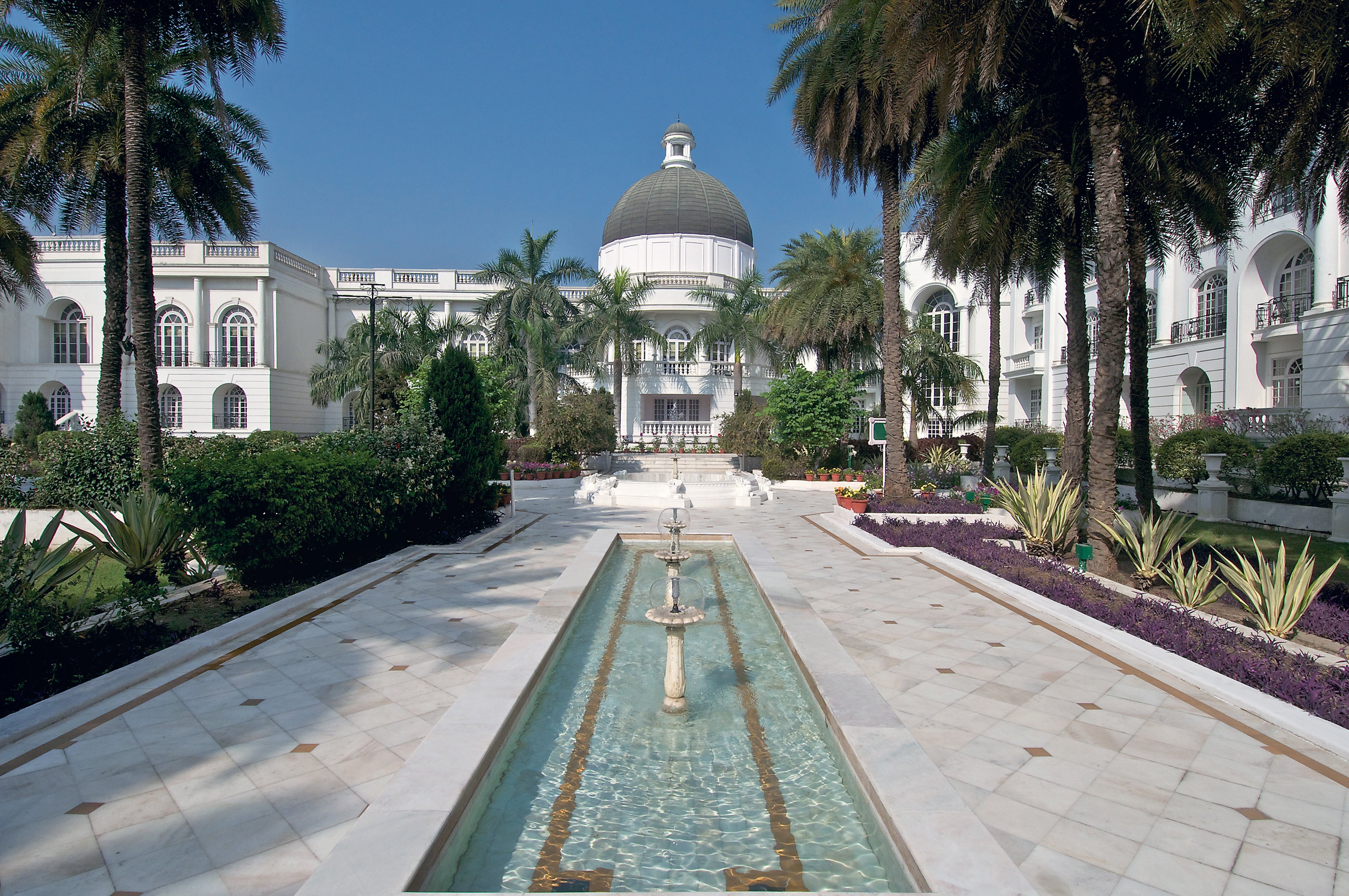 Taj Mahal Lucknow 80/86