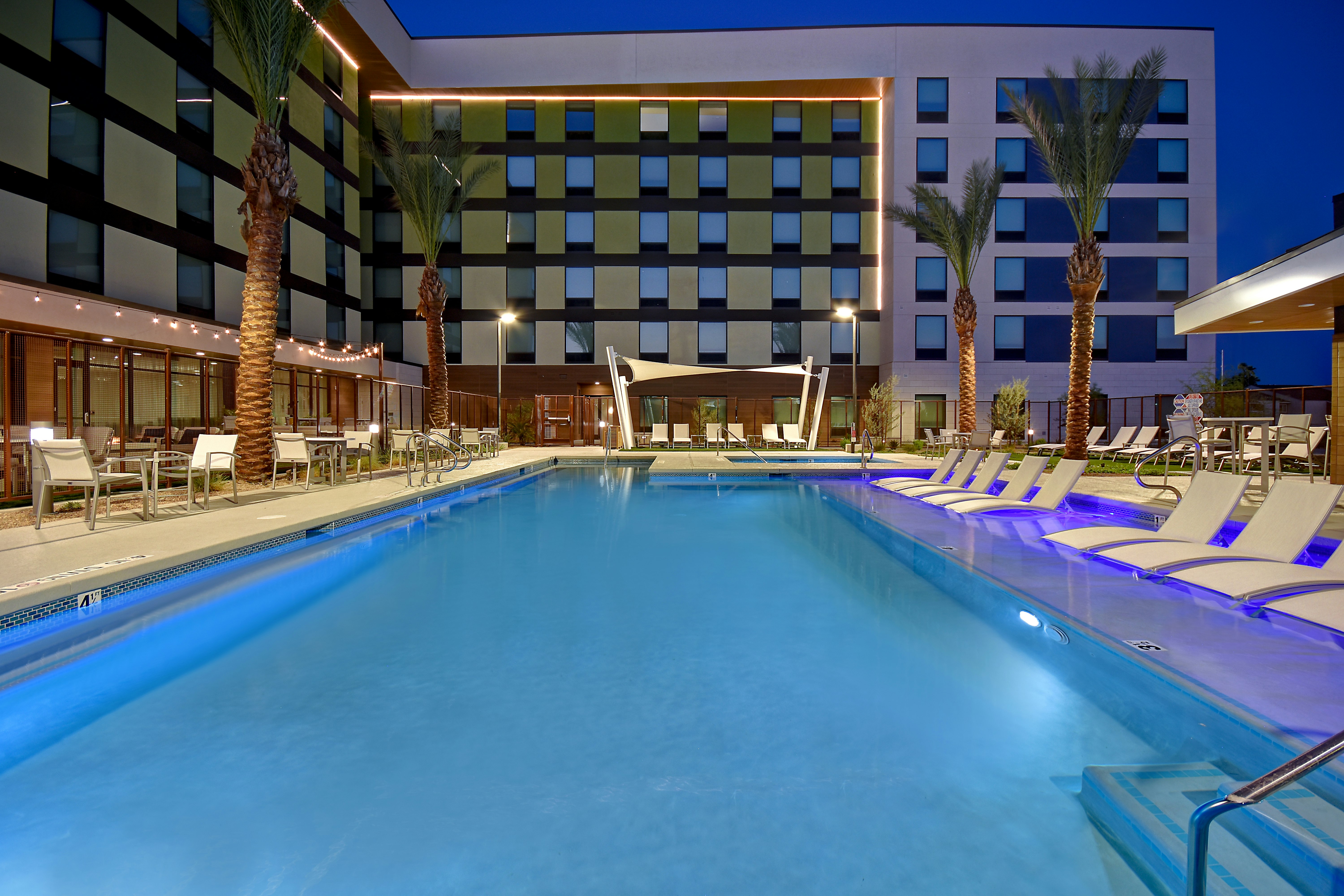 Hampton Inn and Suites Las Vegas Convention Center 26/47