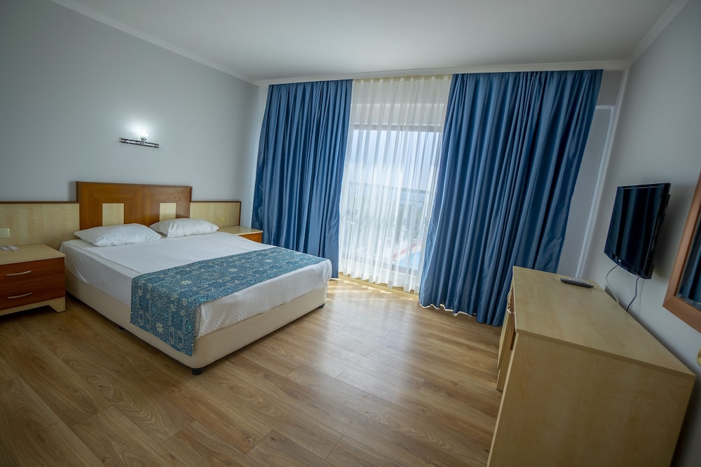Stella Beach Hotel 27/62