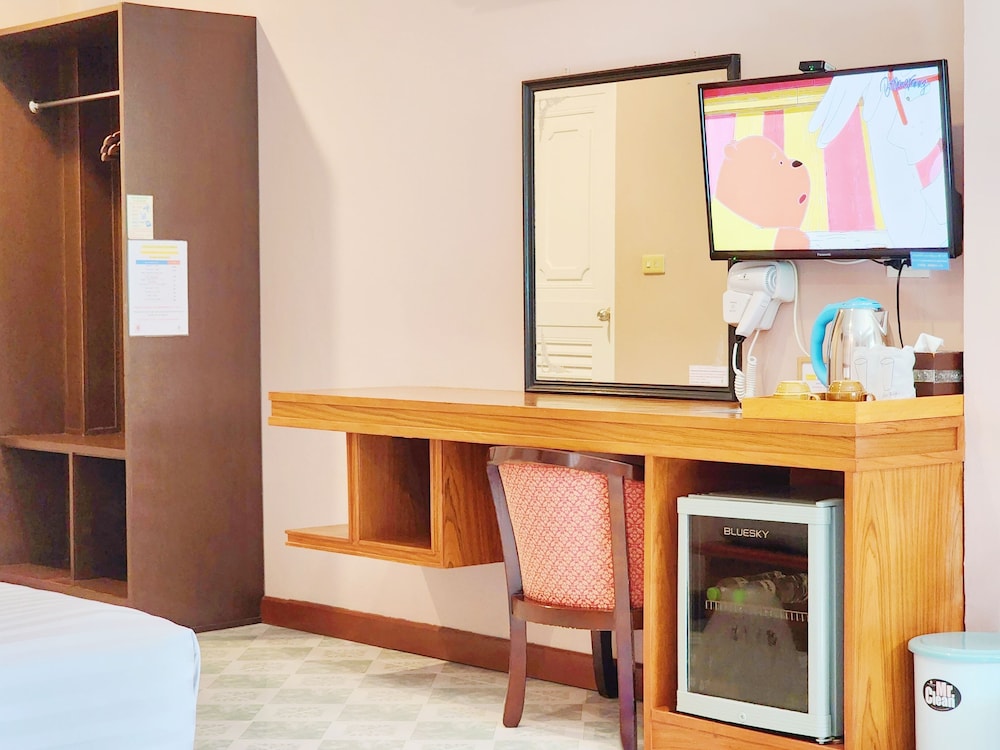 Phaithong Sotel Resort 8/50