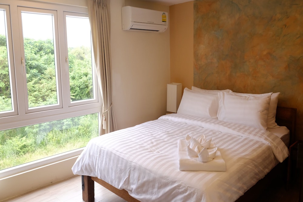 Arcadia Maephim Serviced Apartment 16/50