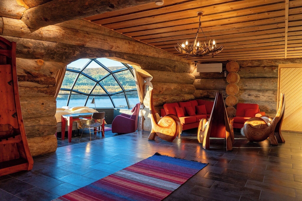 Utsjoki Arctic Resort 34/62