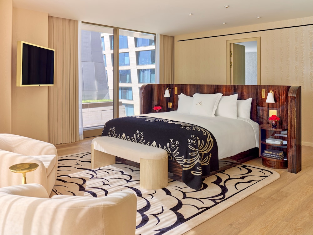 2 Bedrooms, Crystal, Suite, 2 King Beds