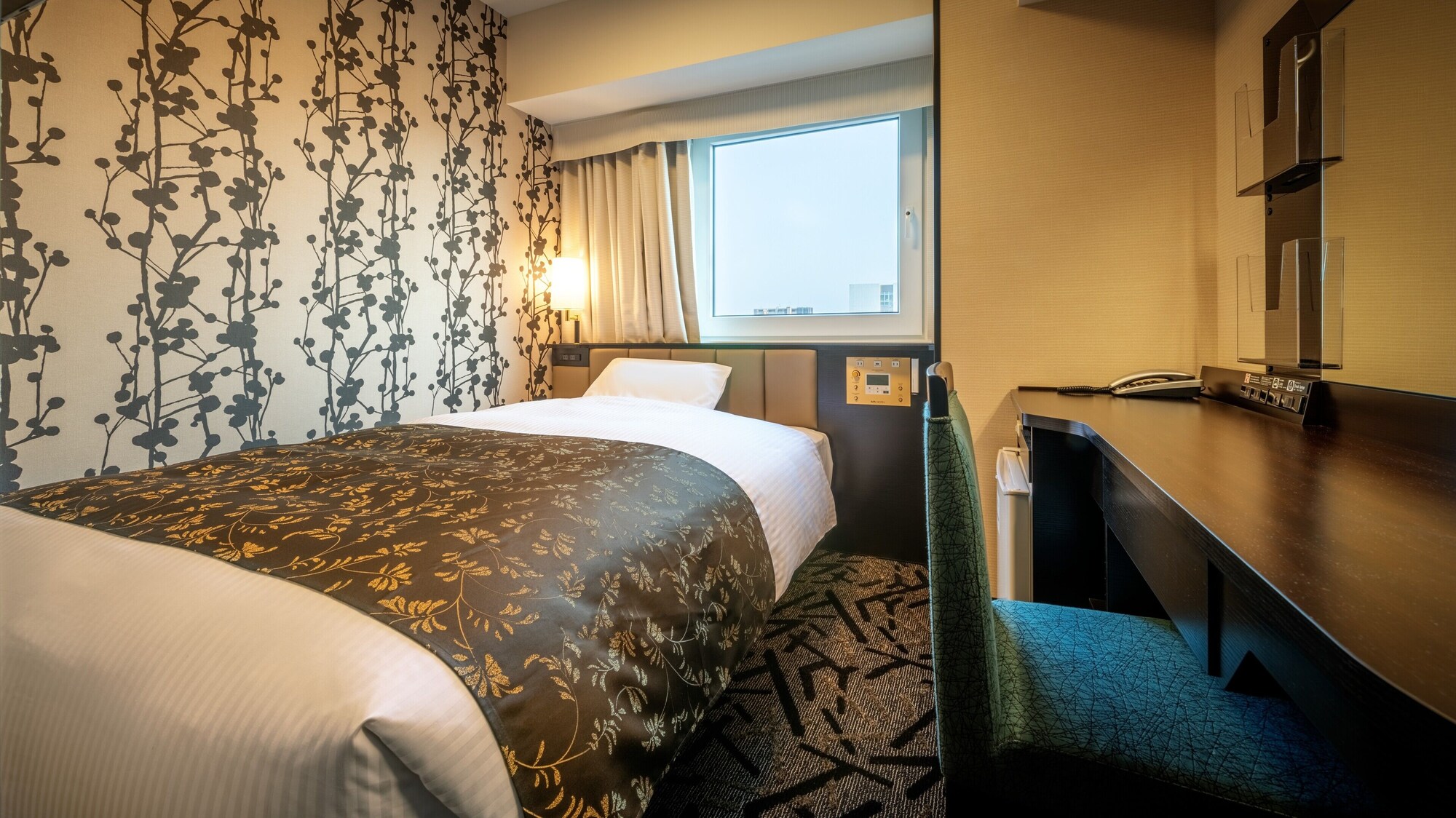 Room, Single, Double Bed