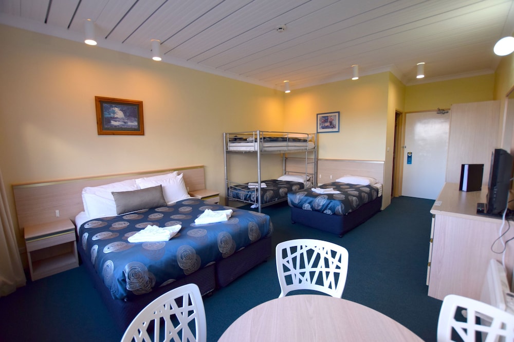Alpine Resort Motel 32/50