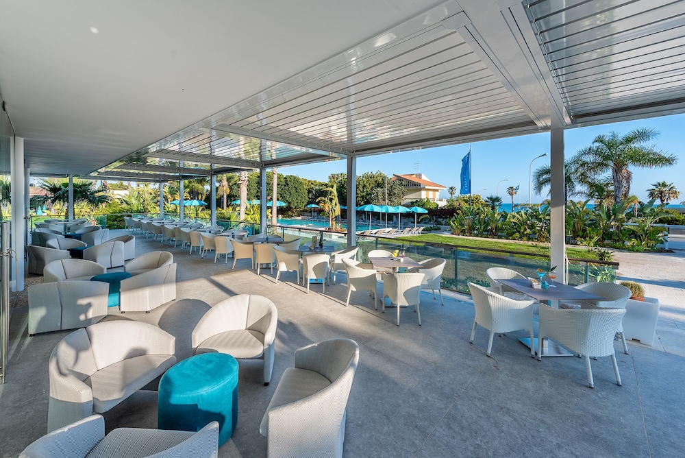Acacia Palace - Adults Only 37/50