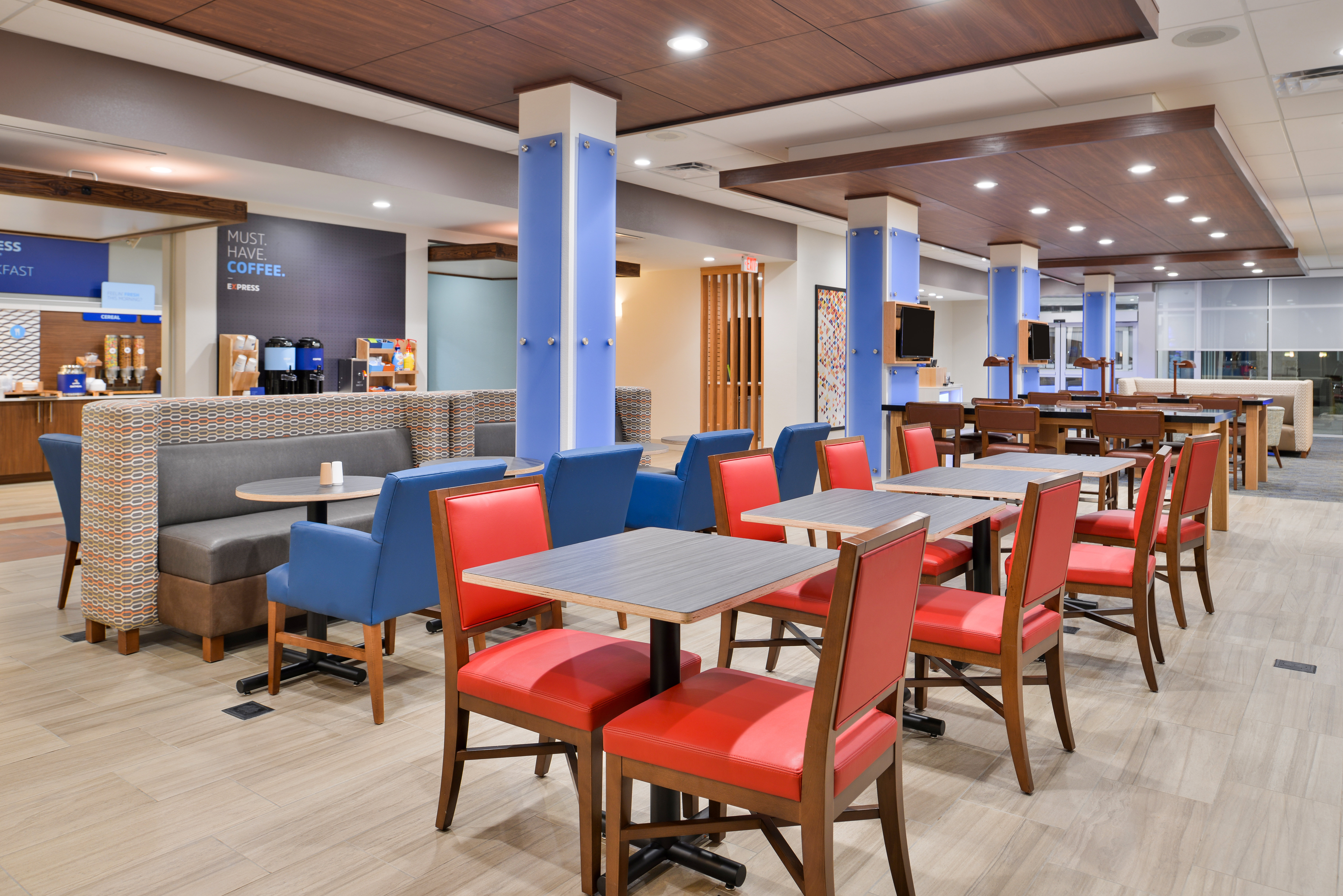 HOLIDAY INN EXPRESS EARLY 12/34