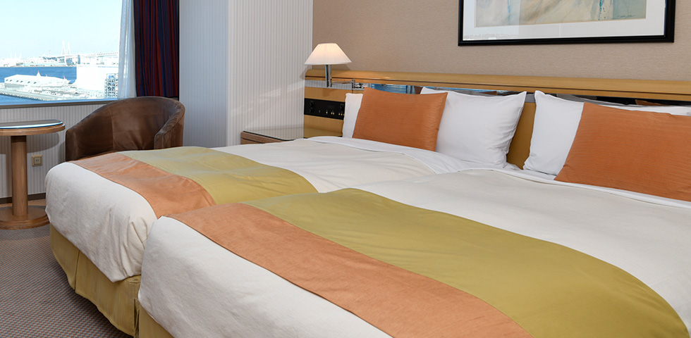 Hollywood, Tower, Twin Beds, Bay View