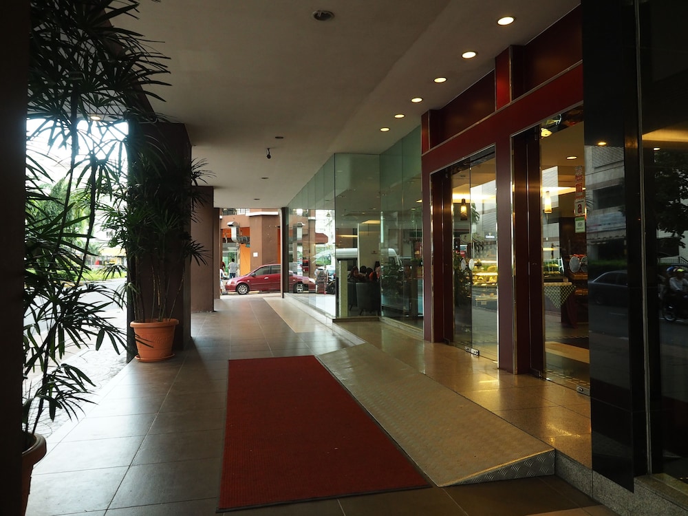 Lobby at The Klagan Hotel, KOTA KINABALU