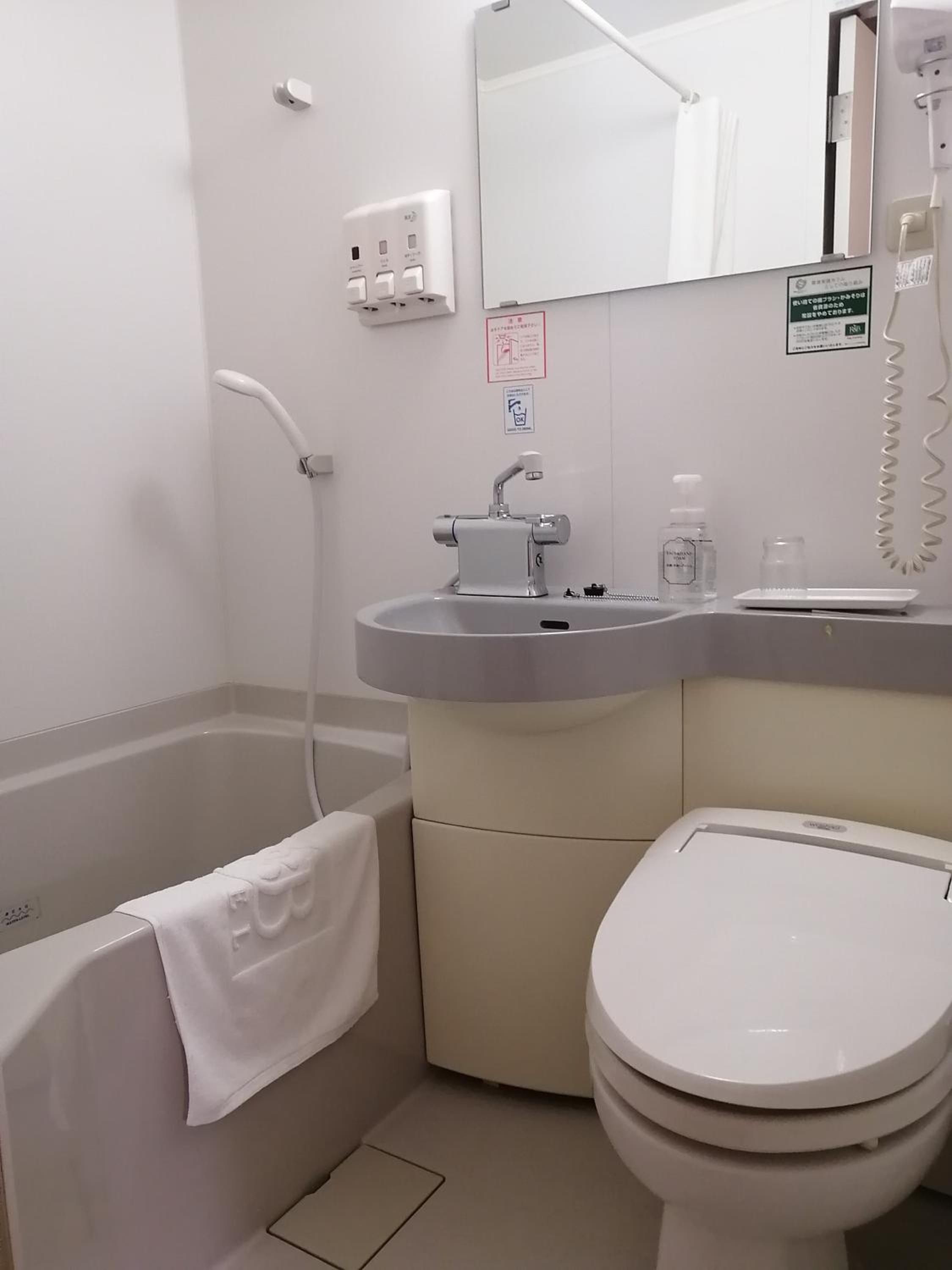 Semi Room, Semi Double Bed، R B Hotel Hachioji 4/6