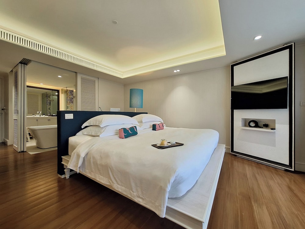Horizon, King Bed