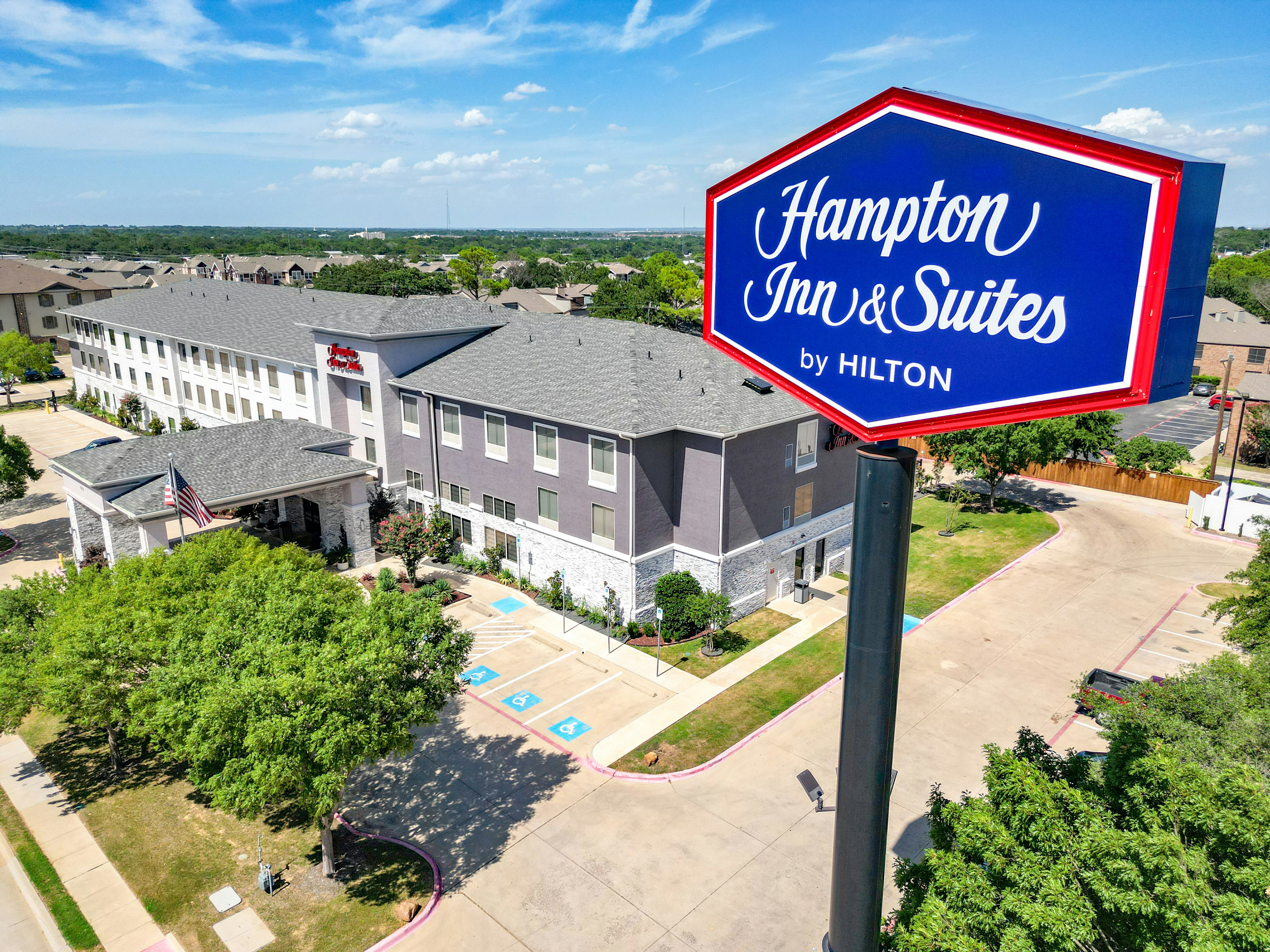Hampton Inn & Suites Denton in DENTON - TX