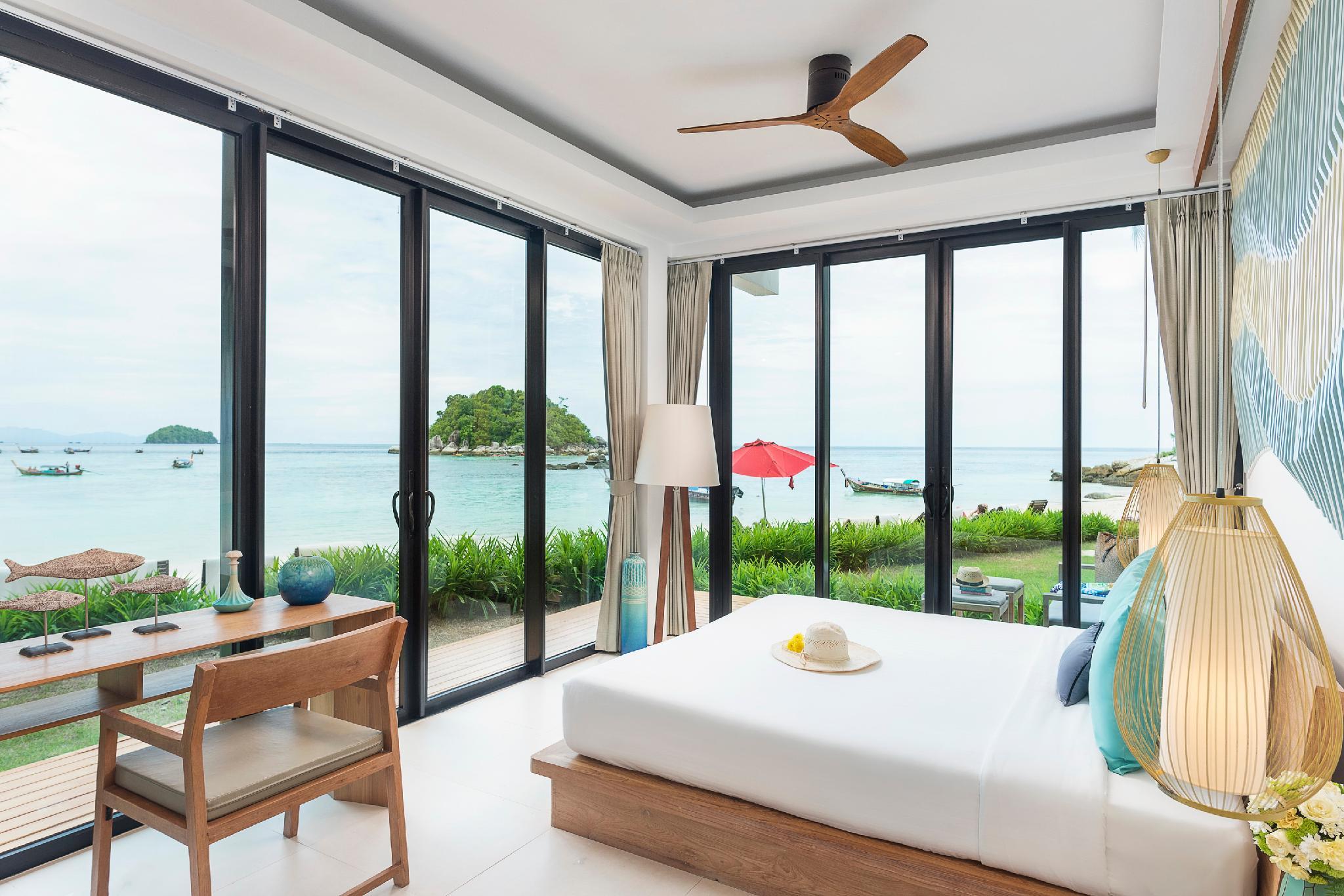 Premium, Suite, Beach Front, Bathtub, Ground Floor