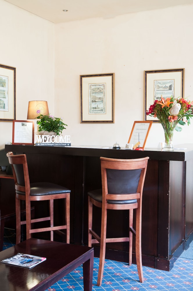Altona Guest House 12/19