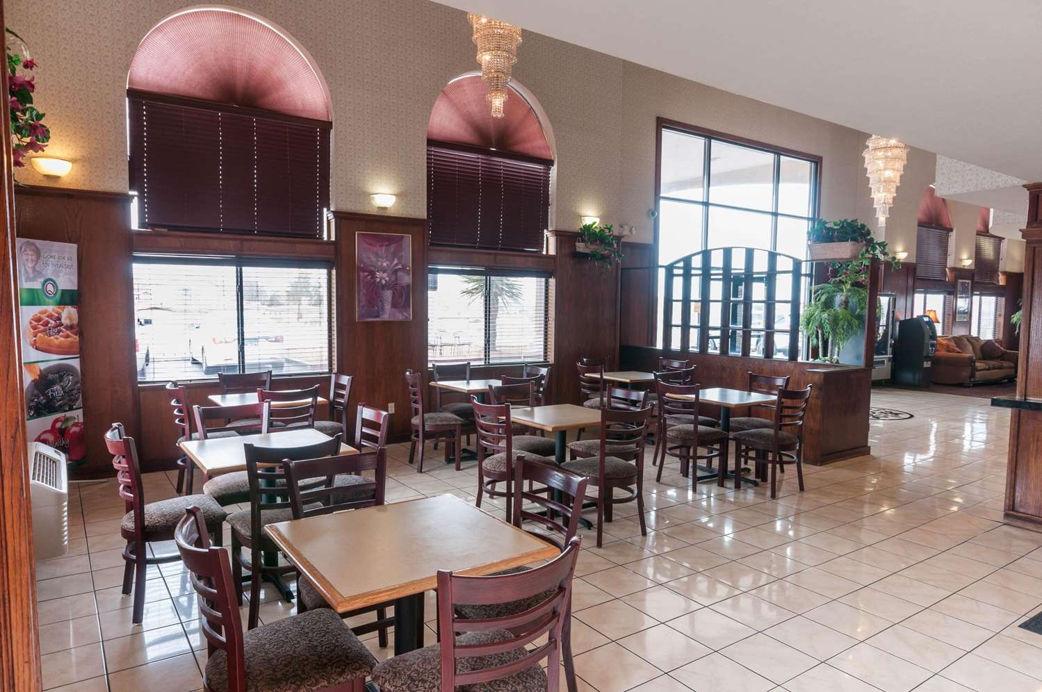 Quality Suites Albuquerque Airport 15/19