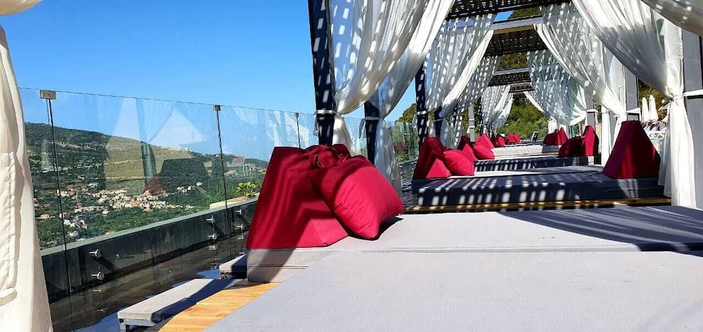 LE TOURNANT HOTEL & RESORT 16/54