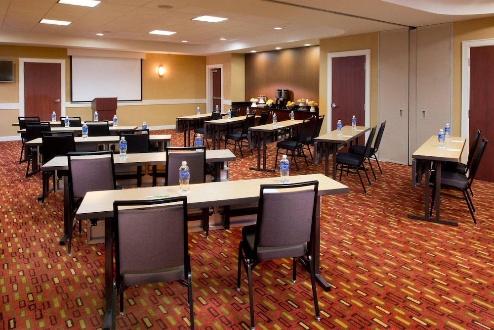 Courtyard by Marriott Collierville 53/58