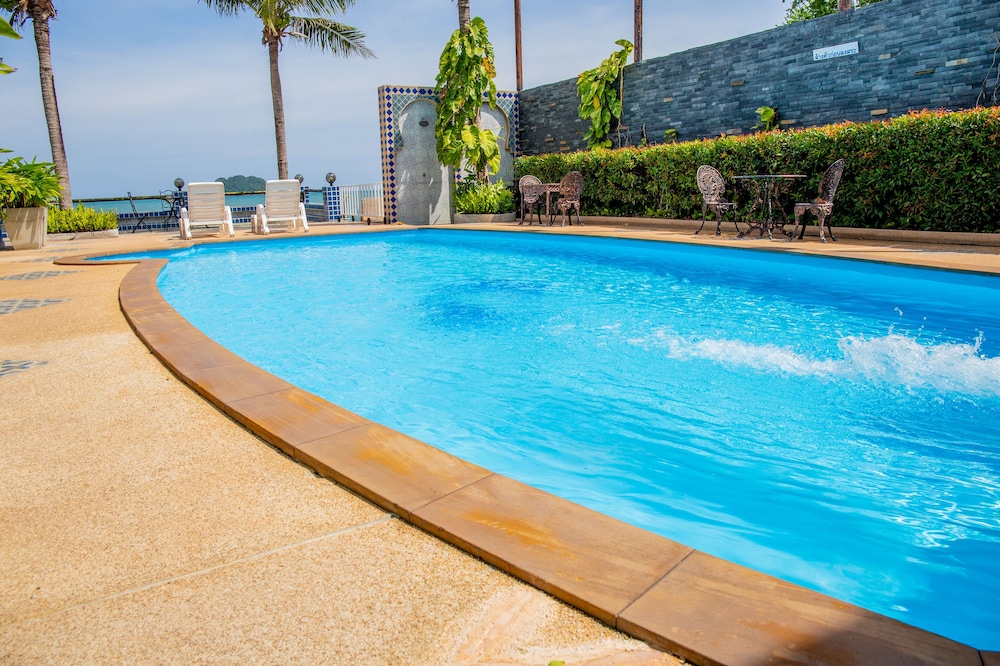 Pearl By The Sea Resort 36/62